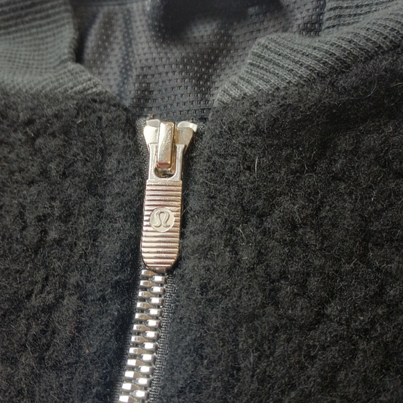 Lululemon Zip up Jacket Womens size 4 Long sleeve Cozy - Picture 5 of 7